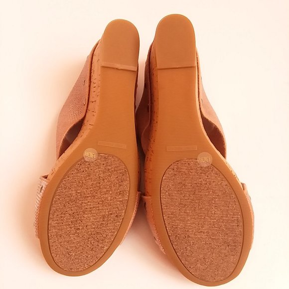 Lucky Brand Miller2 Nude Cork Slip-On Wedges Size 9.5 - Picture 9 of 10
